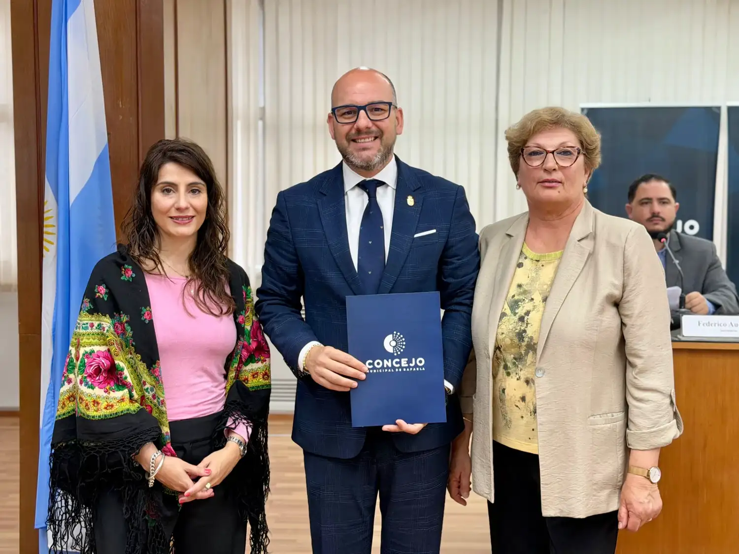 El Concejo Municipal de Rafaela celebró los lazos de hermandad con delegaciones extranjeras - 4