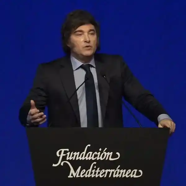 Milei afirmó que su gobierno bajó la pobreza "en 8 puntos porcentuales"