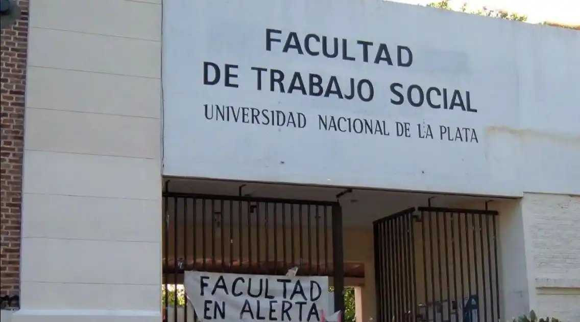 50 mujeres denunciaron a 5 estudiantes por acoso sexual