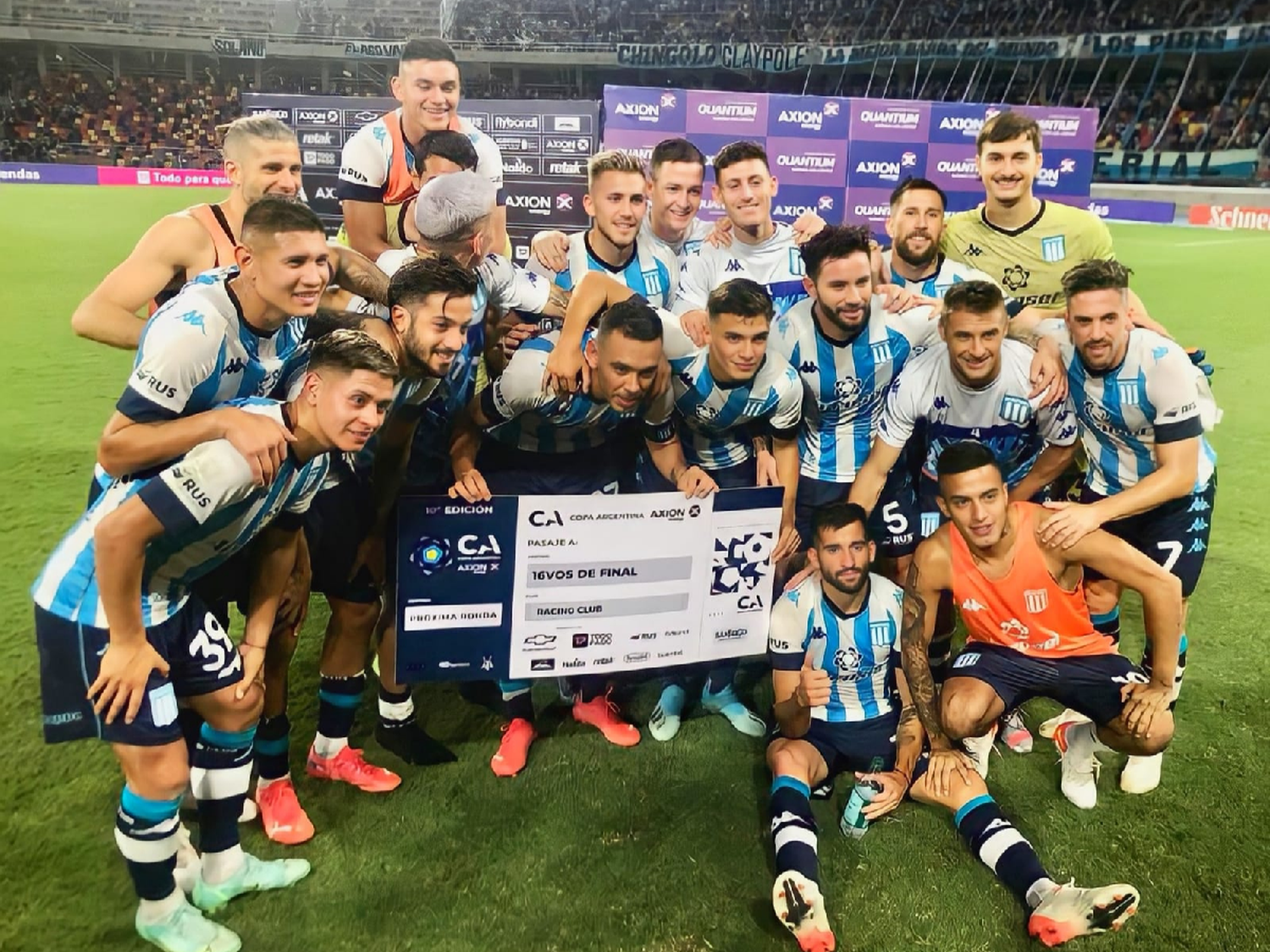 Racing eliminó al rival de Sportivo