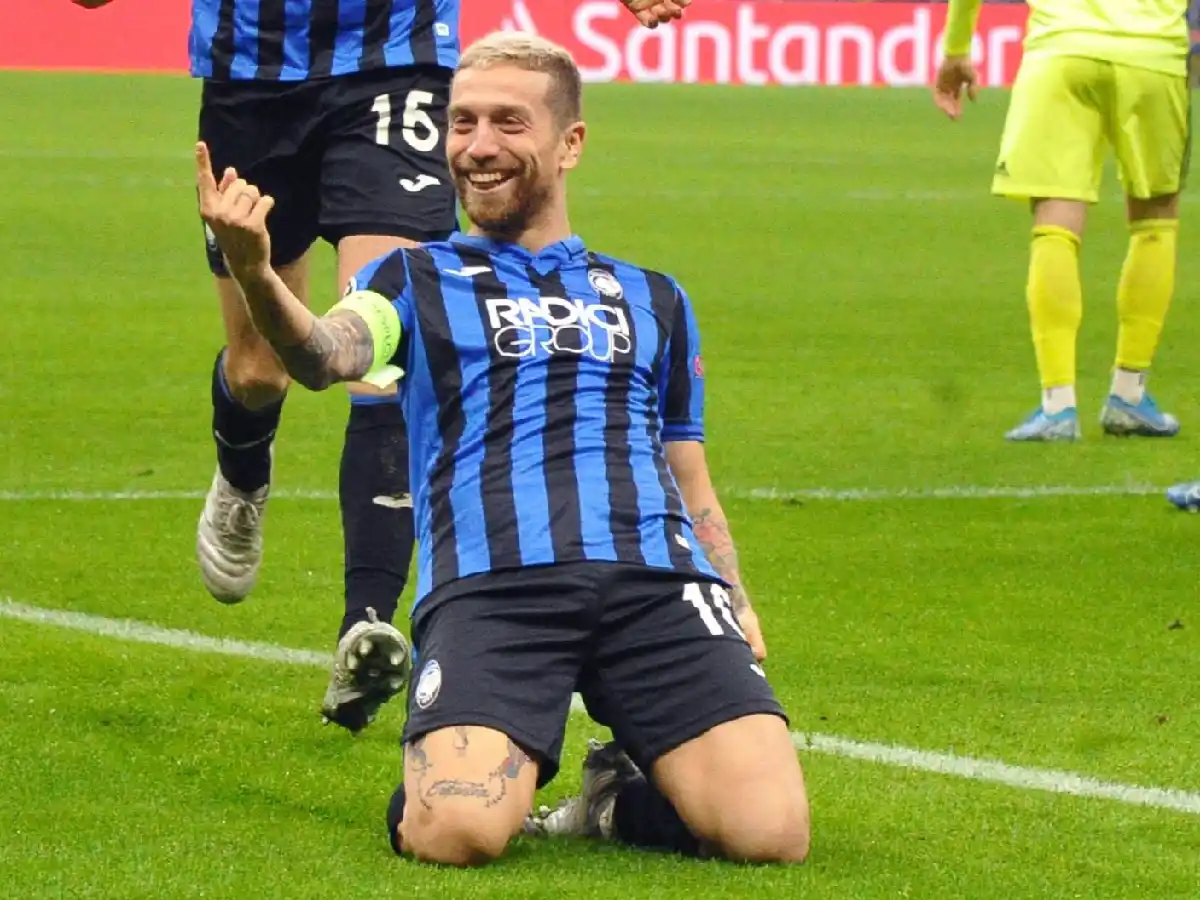 "Papu" Gómez cerca de pasar al Sevilla