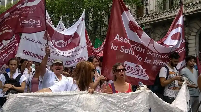 Médicos bonaerenses anuncian paro para el 5 de abril