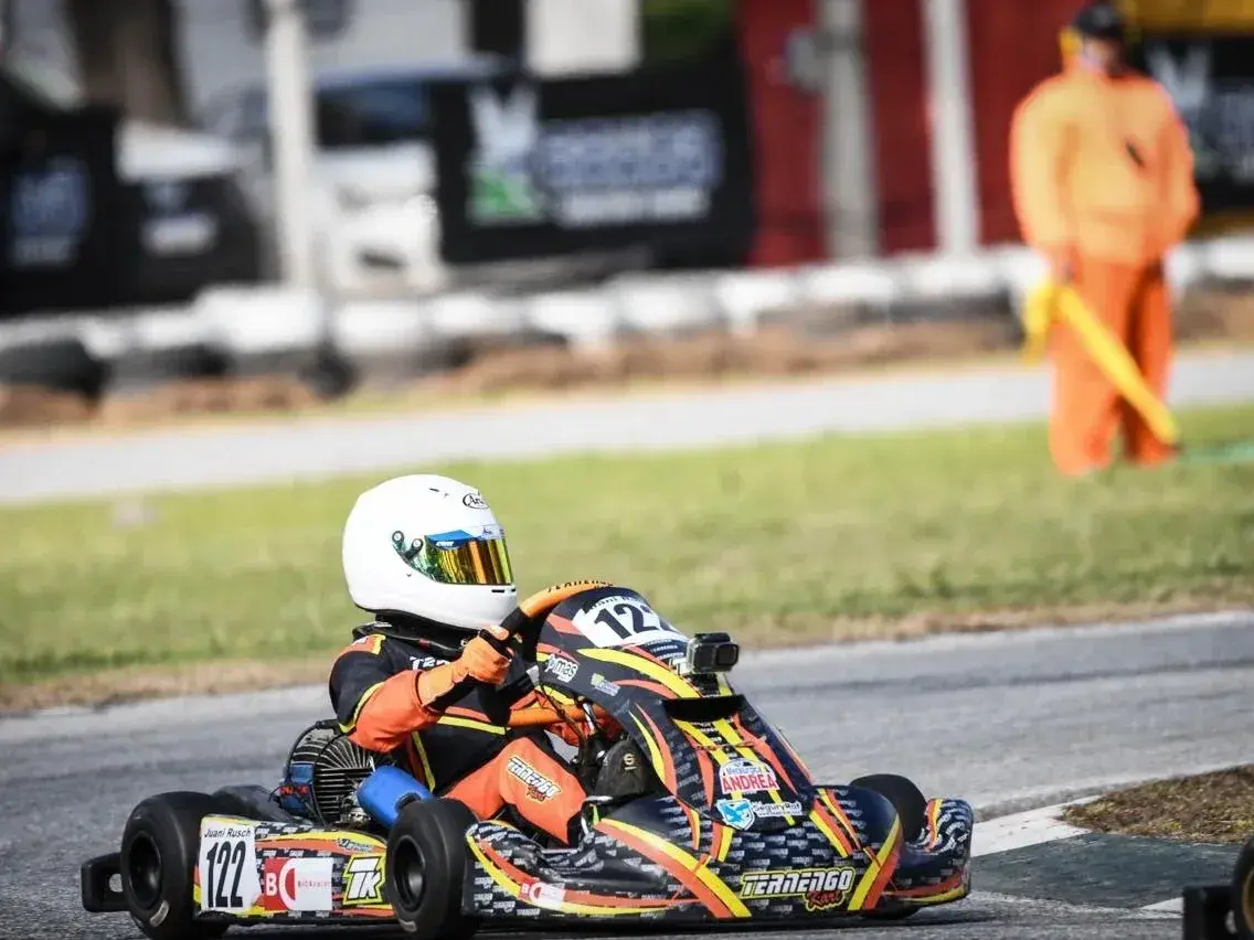 Juan Ignacio Rusch terminó segundo en la 9° fecha del Campeonato Provincial Cordobés de Karting en Asfalto.