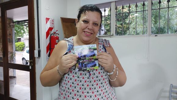 Marina, la ganadora de un paseo para dos personas en catamarán