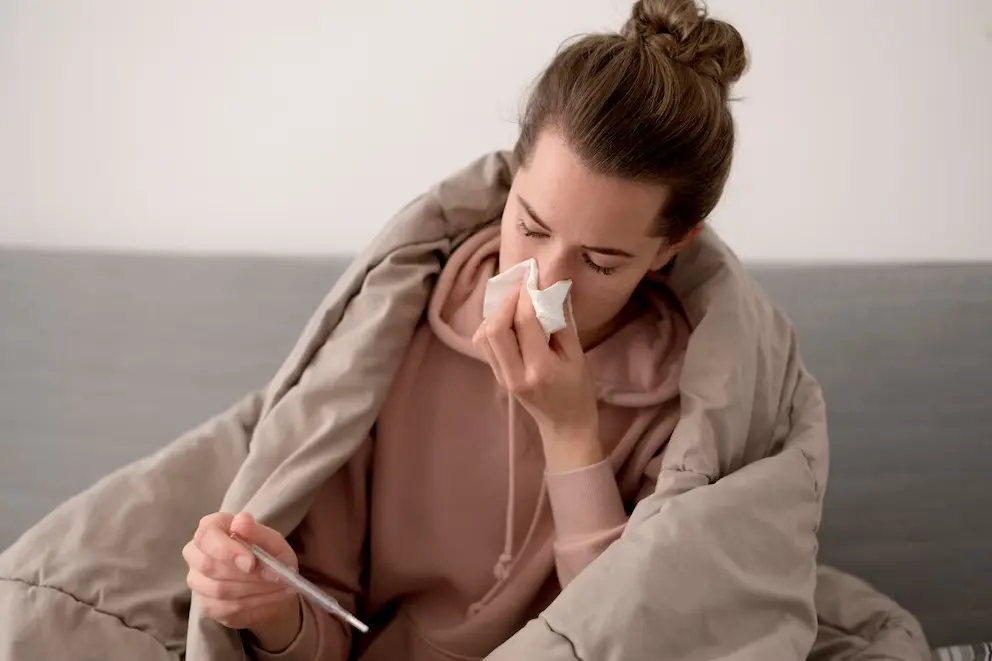 La circulación viral en Argentina aumentó en 2025, con predominio de influenza A y VSR, especialmente en niños y adolescentes según el último informe epidemiológico (Freepik)