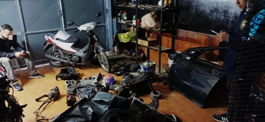 Mar del Plata: descubrió por Facebook las partes robadas de su moto y la policía logró desbaratar la banda