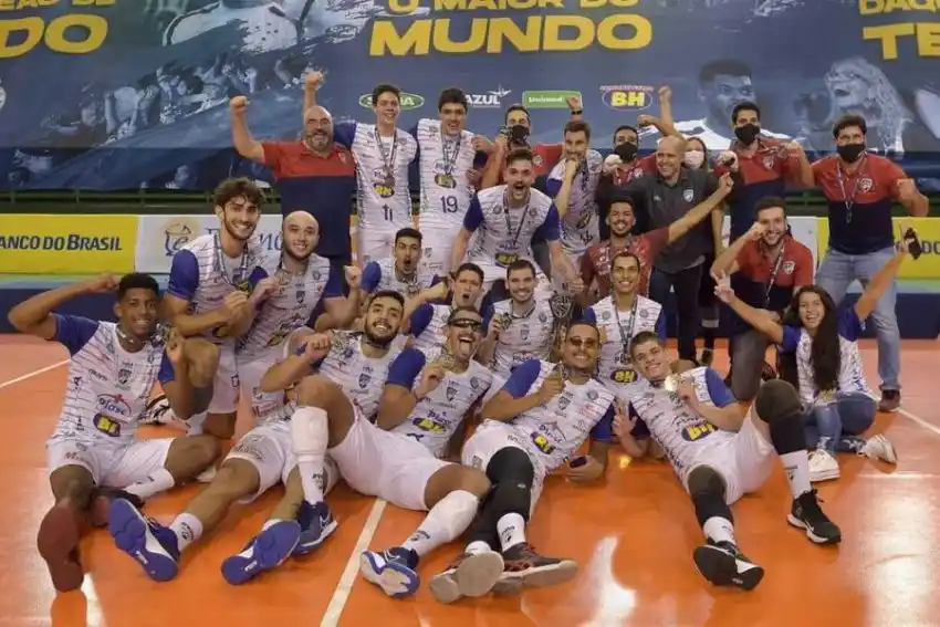 Después del ascenso, Mauricio Viller fue campeón con JF Vôlei