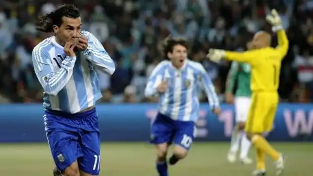 Carlos Tévez en la carpeta de Martino para volver a la selección