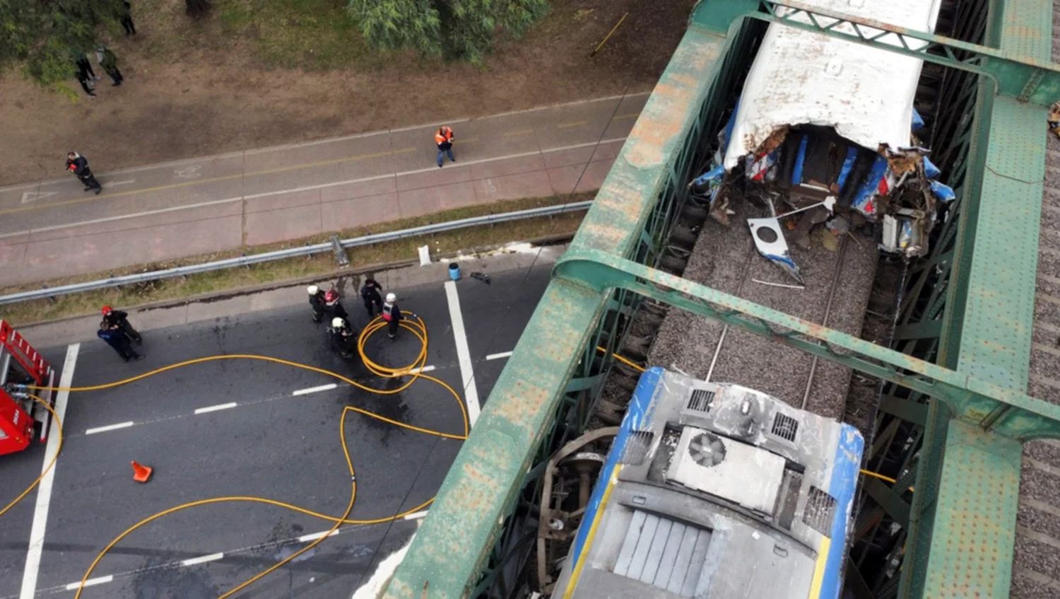 La Policía Federal y la Junta de Seguridad del Transporte harán peritaje sobre el accidente de trenes