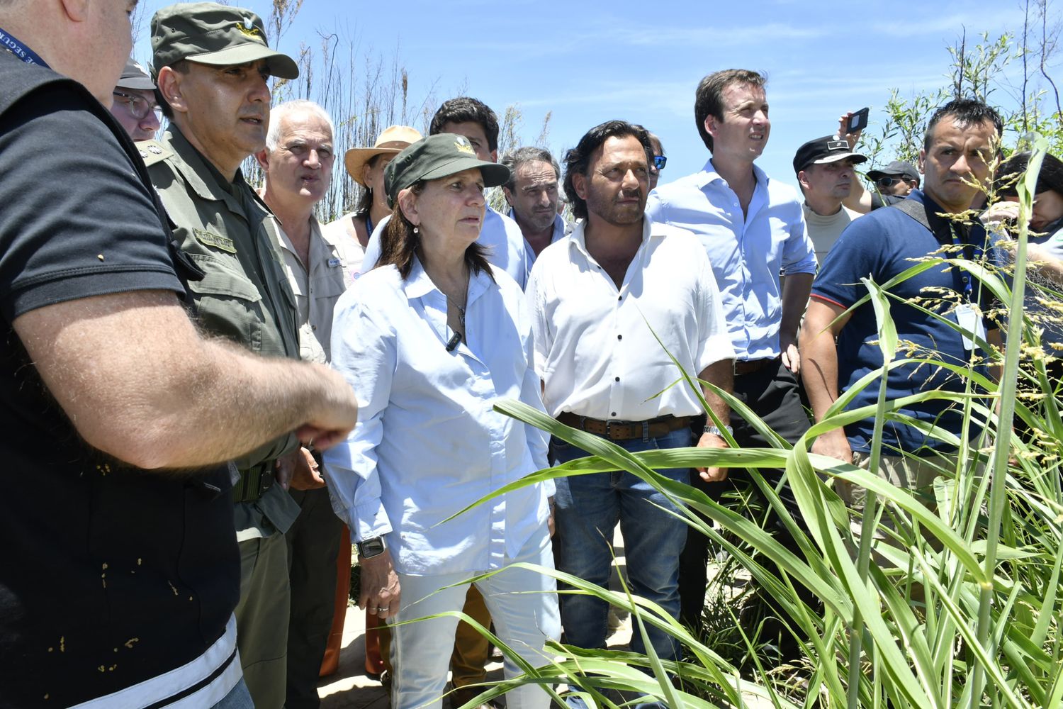 Bullrich viajó a Salta para la firma del contrato de la obra que instalará un cerco en la frontera con Bolivia