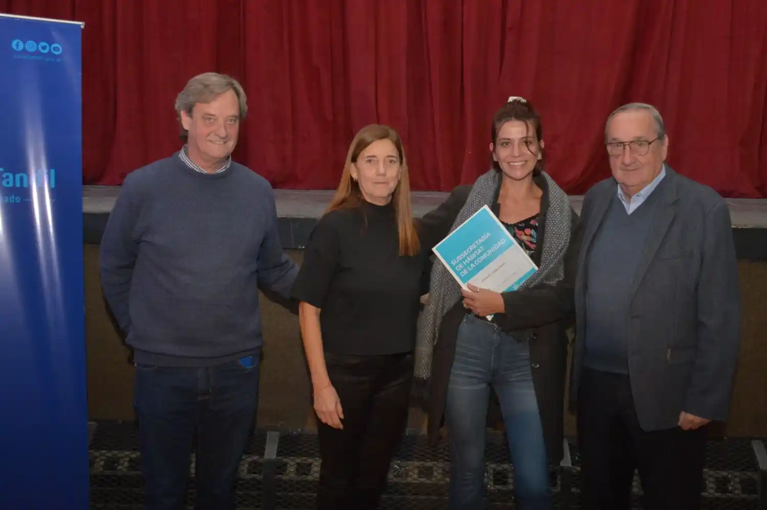 Provincia y Municipio entregaron boletos de compra-venta en el marco del Plan Familia Propietaria
