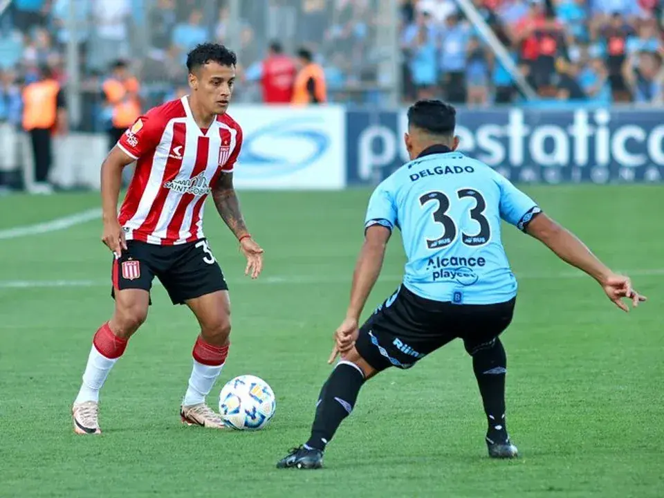 El Pincha y el Pirata se miden desde las 19 en La Plata