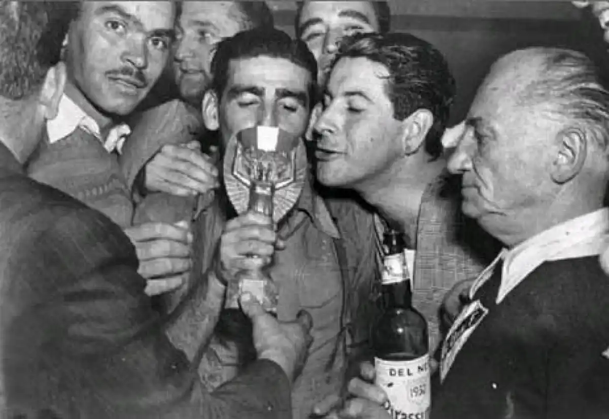 Mejor Selección de Fútbol-IA - Interna 9