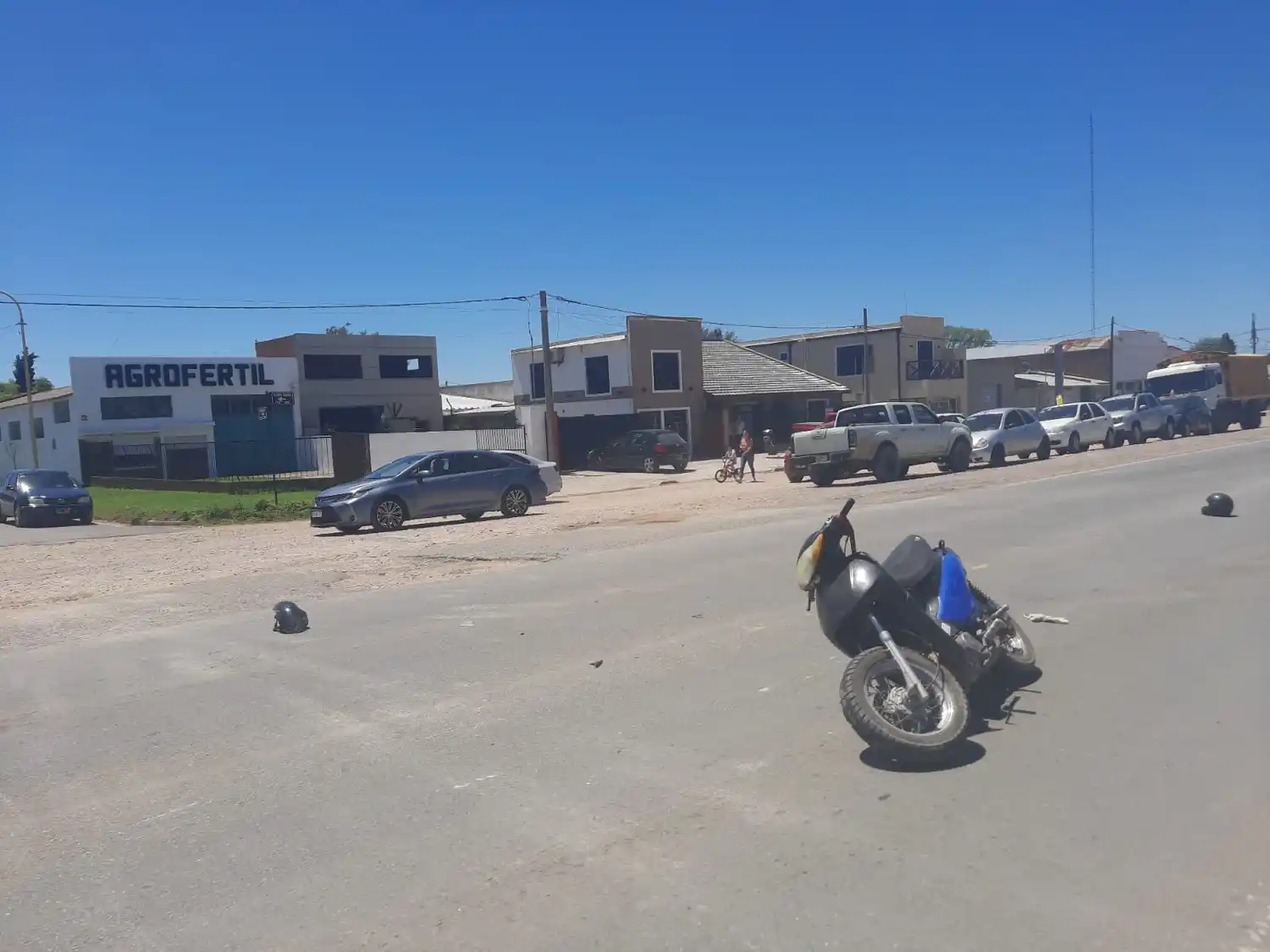 Choque en ruta 228 y Cangallo: una motociclista hospitalizada (video)