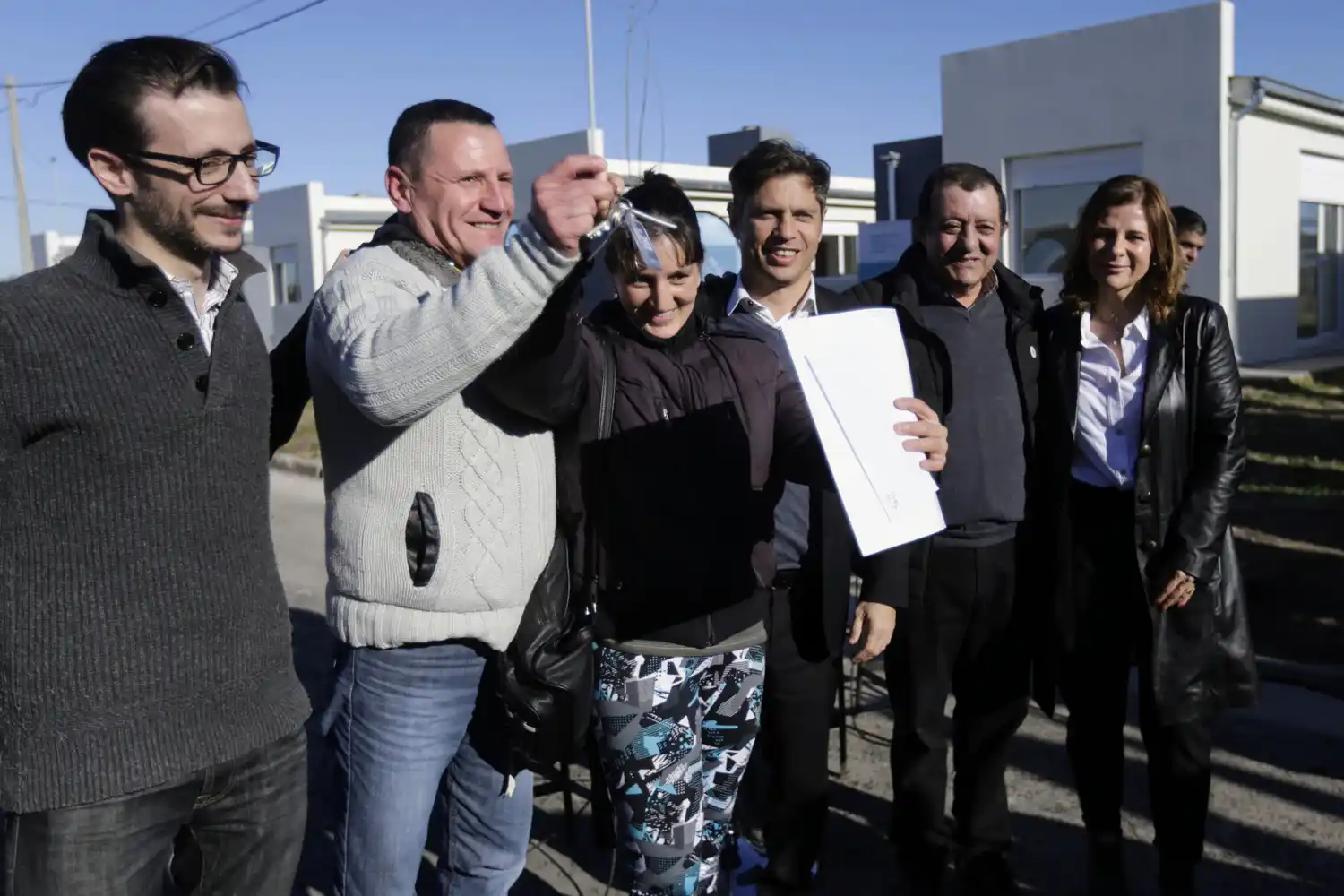 Kicillof entregó 40 viviendas en Benito Juárez