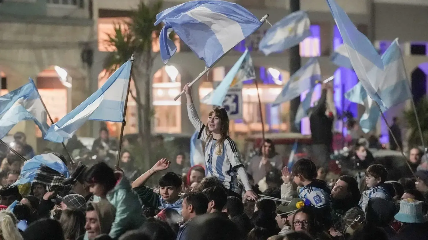 Muestras de apoyo. Argentina cayó en la final del Mundo, pero hubo agradecimientos al plantel