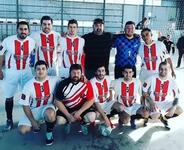 Gimnasia y Decano Futsal ganaron en las finales de ida del Apertura