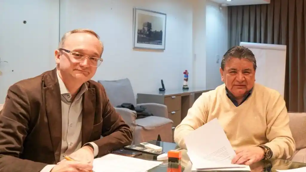 Acuerdo. Entre Gustavo Idígoras (Ciara) y José Voytenco (Uatre).