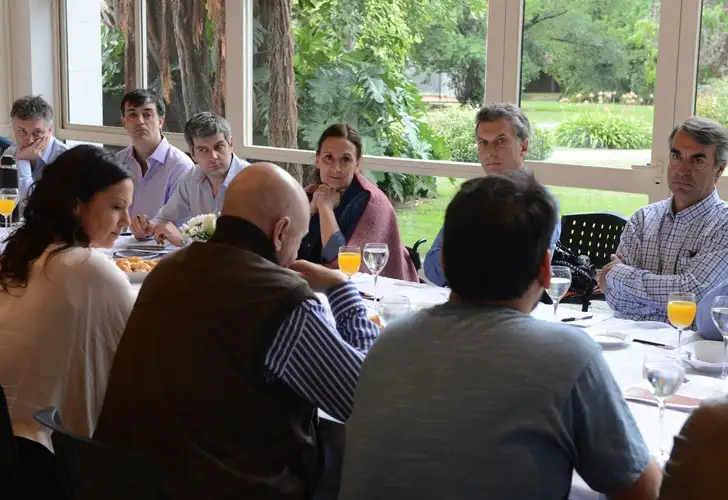 La imagen presidencial cayó hasta 10 puntos por las últimas medidas