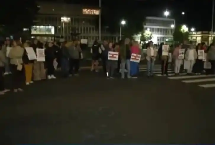 Protesta frente a Casa de Gobierno contra el proyecto nacional de Discapacidad