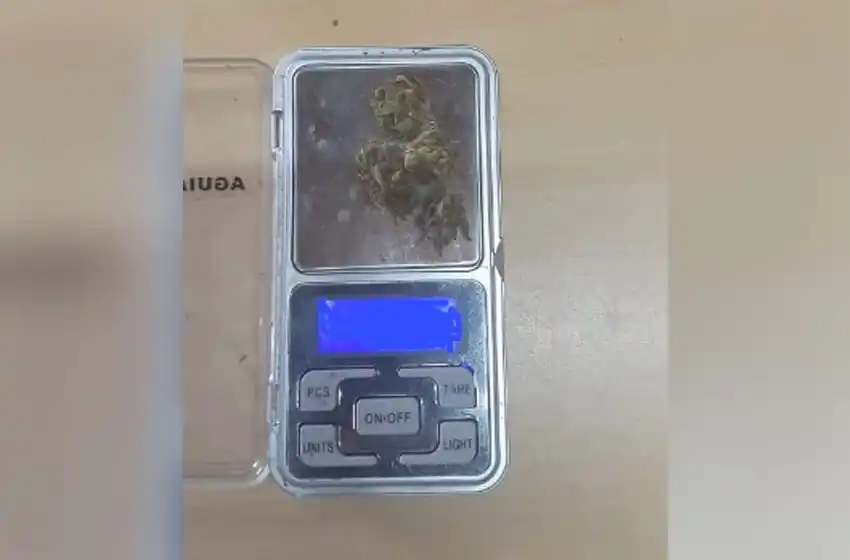 Le encontraron marihuana tras un operativo en la Ruta 2