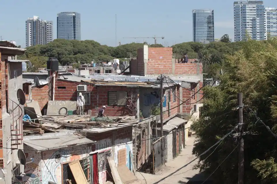 La pobreza en el Conurbano bonaerense creció al 35,9 y están en esa condición más de 4,3 millones