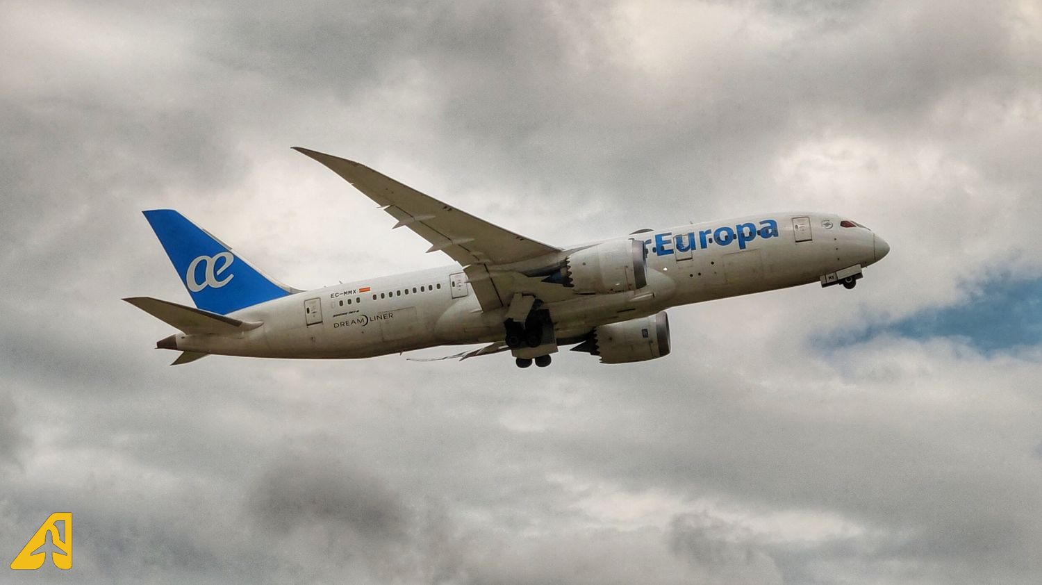 Air Europa y TravelX presentan el primer vuelo NFT del mundo