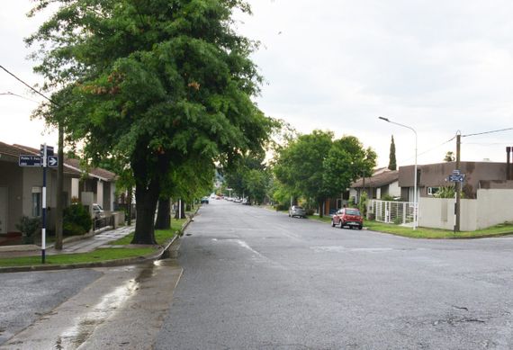 Vecinos recibieron detalles de la propuesta de circulación de calles del Falucho I