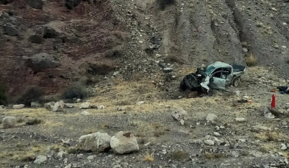 Tragedia en Purmamarca: murieron dos turistas y una permanece internada tras desbarrancar a bordo de una camioneta