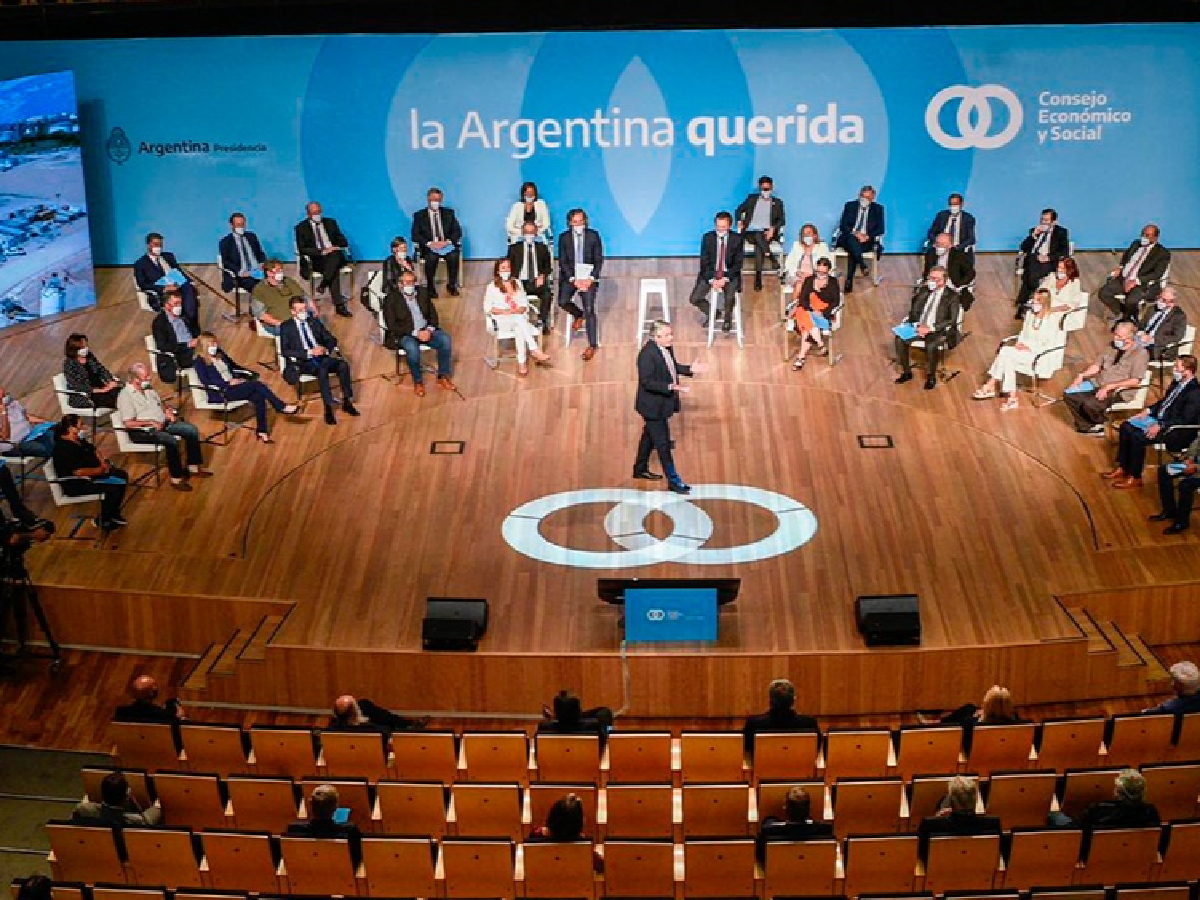 El Gobierno lanzó el Consejo Económico y Social
