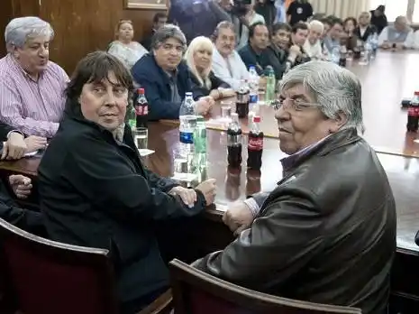 La CGT de Moyano volvería a parar junto a CTA y Barrionuevo