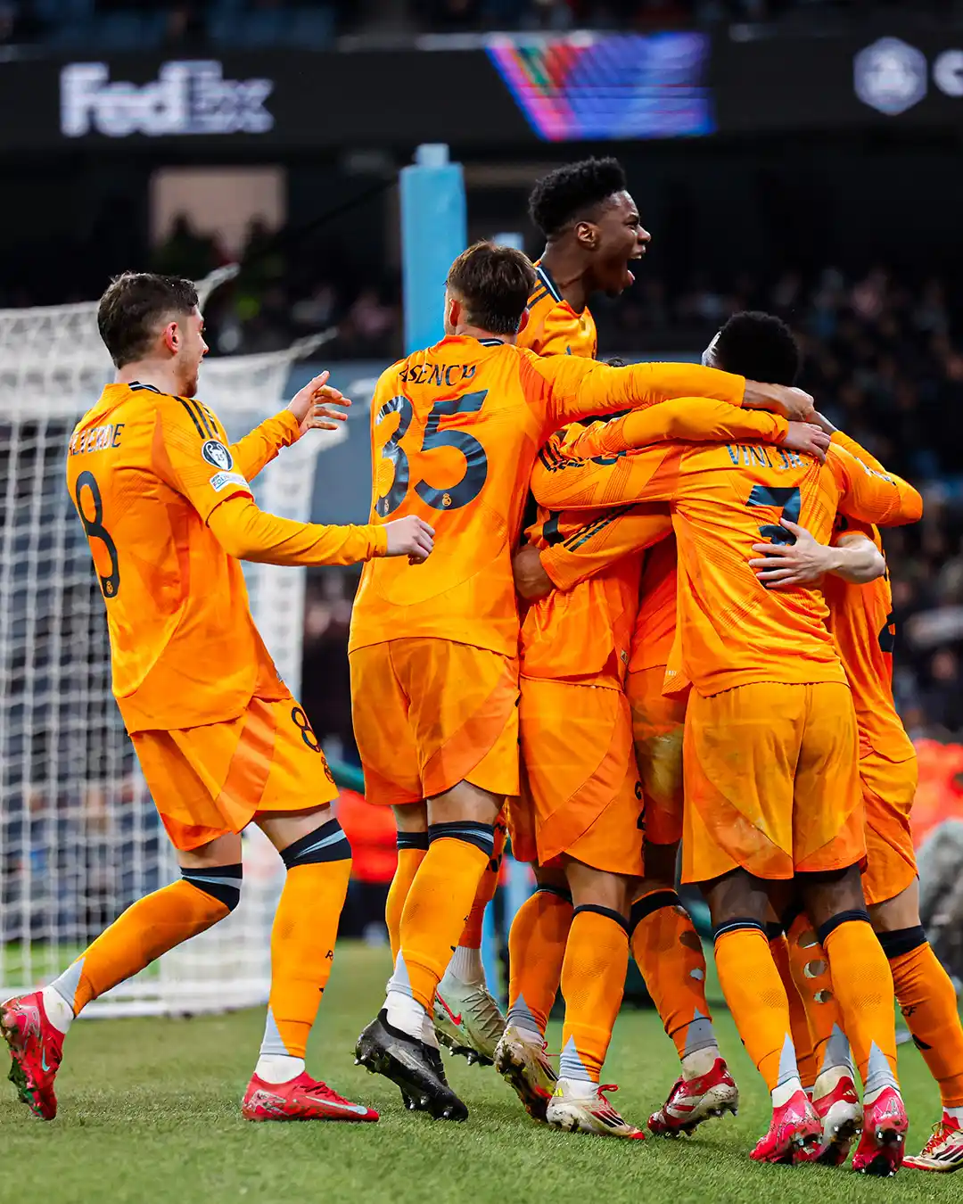 Real Madrid festejó en Manchester.