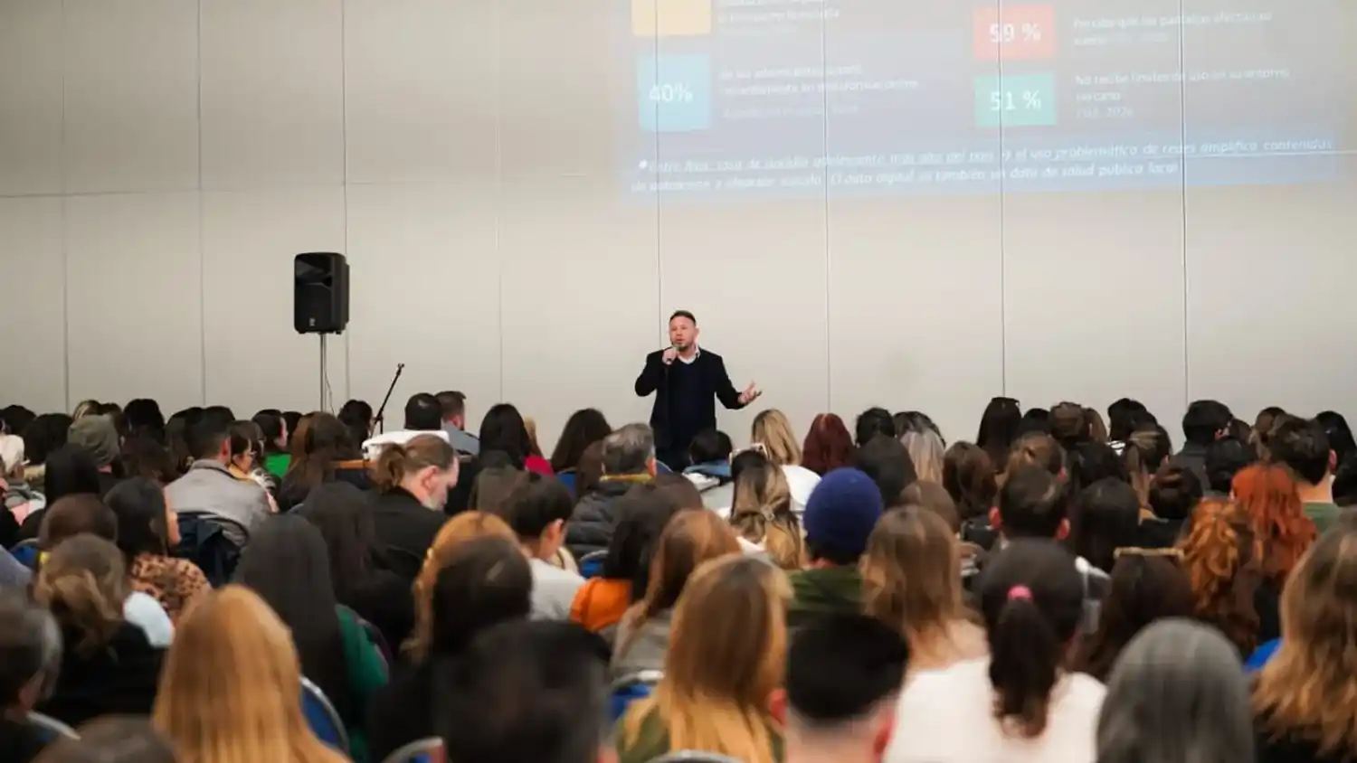 Más de 1.500 estudiantes, docentes y tutores participaron de #HablemosDe