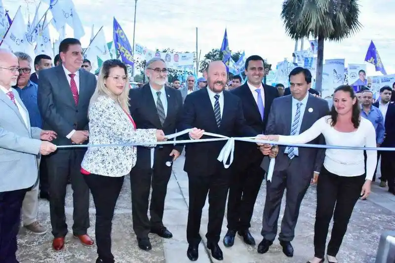 El gobernador habilitó otra obra educativa, 
llegando a las 1.476 concretadas en su gestión