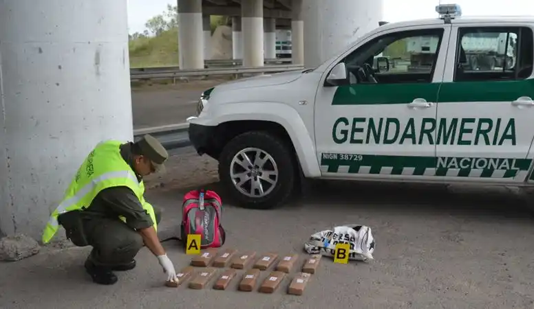 Gendarmería incautó 21 kilos de cocaína y 10 de marihuana en un control en Gualeguaychú