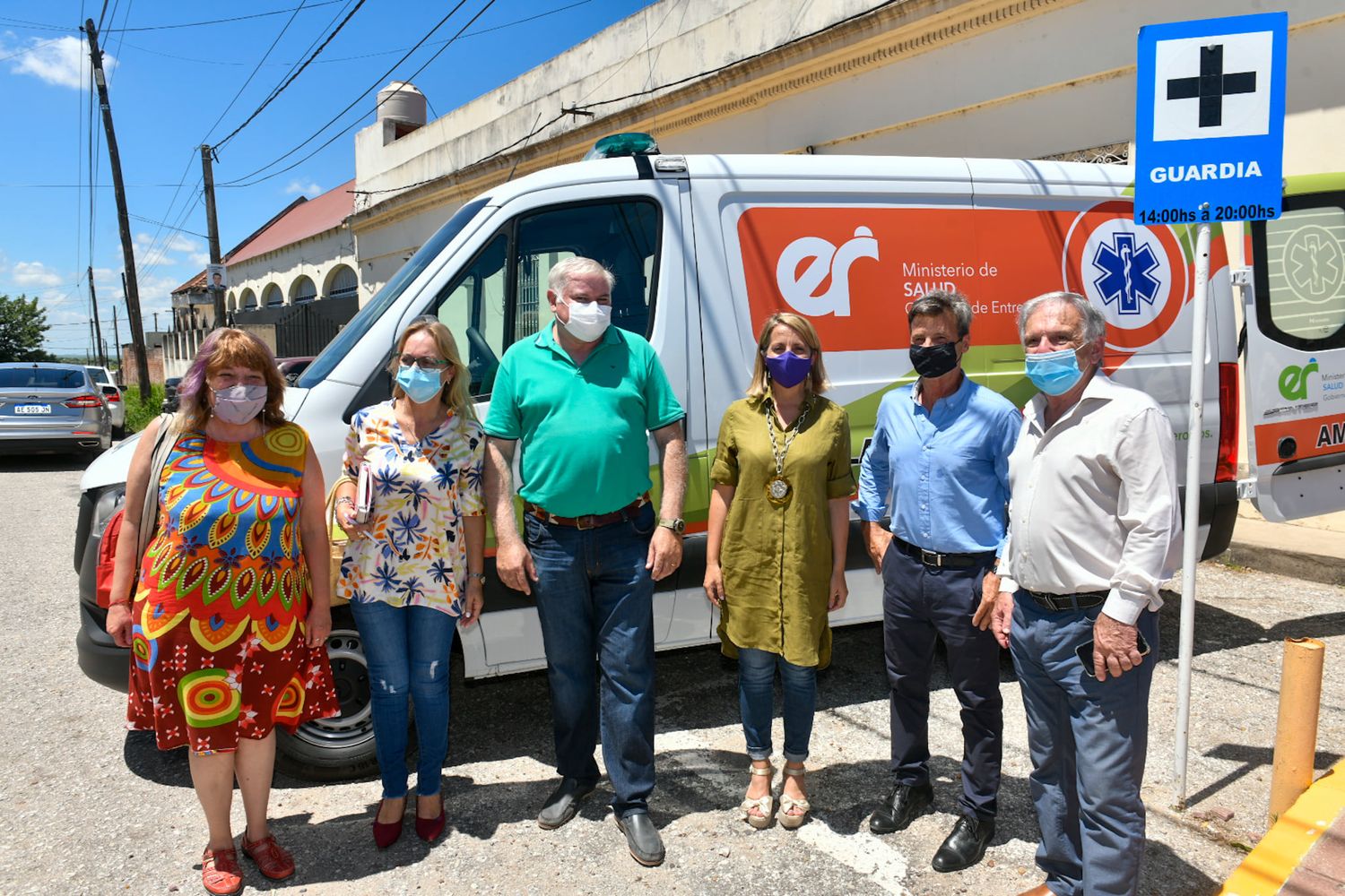 “Es un gusto cumplir con la palabra empeñada”, afirmó Stratta en la apertura de sobres para la ampliación del hospital Salaberry