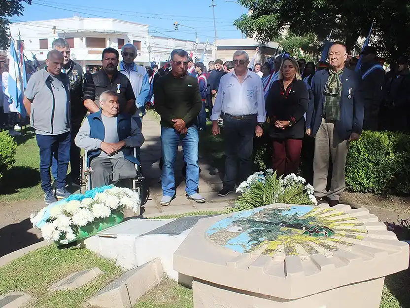 Conmemoración del 'Día del Veterano y Caídos en Malvinas'