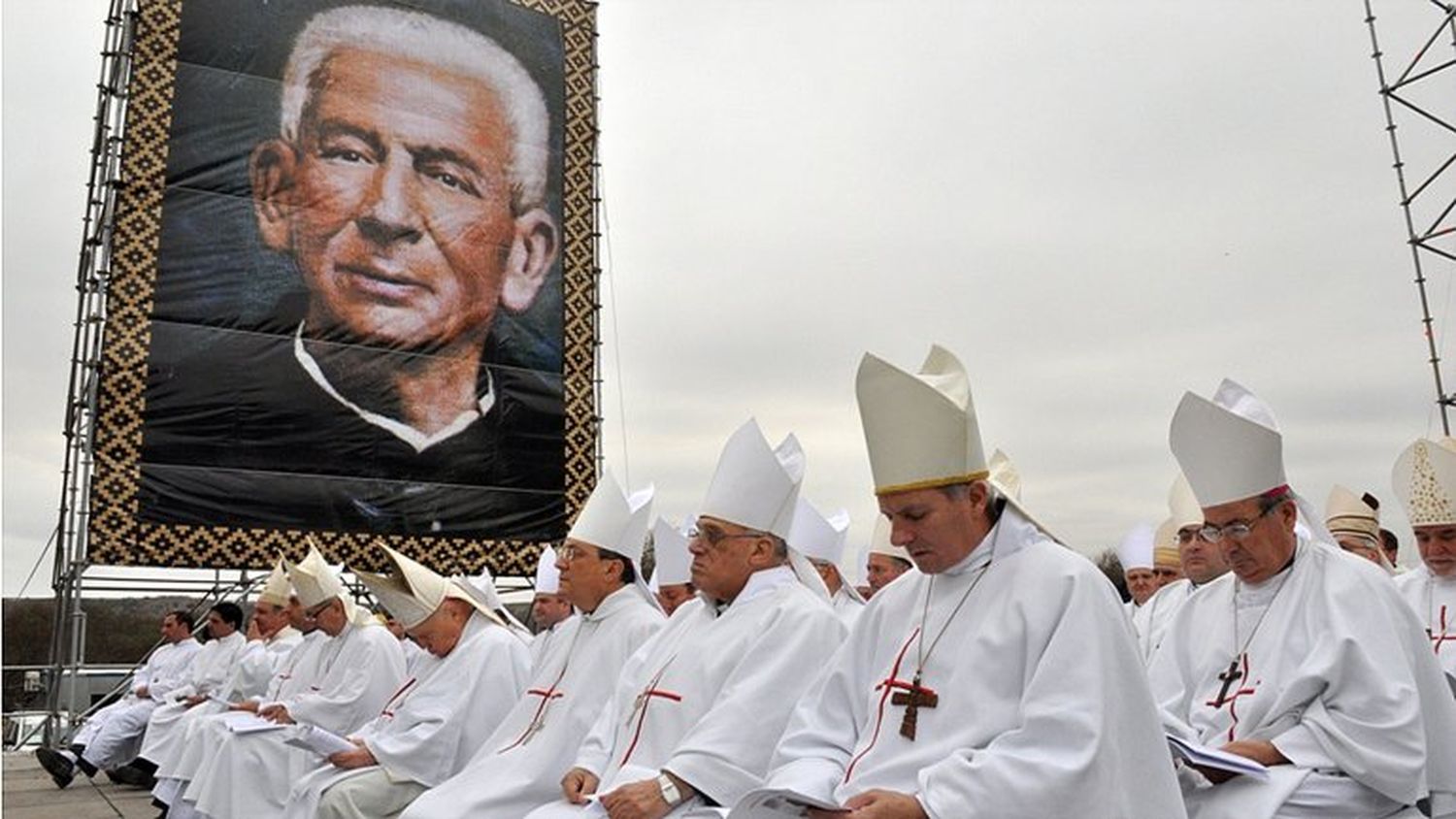Papa Francisco proclamó santo al Cura Brochero