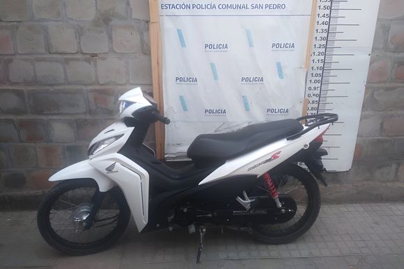 Fue a verificar la moto y tenía la numeración adulterada