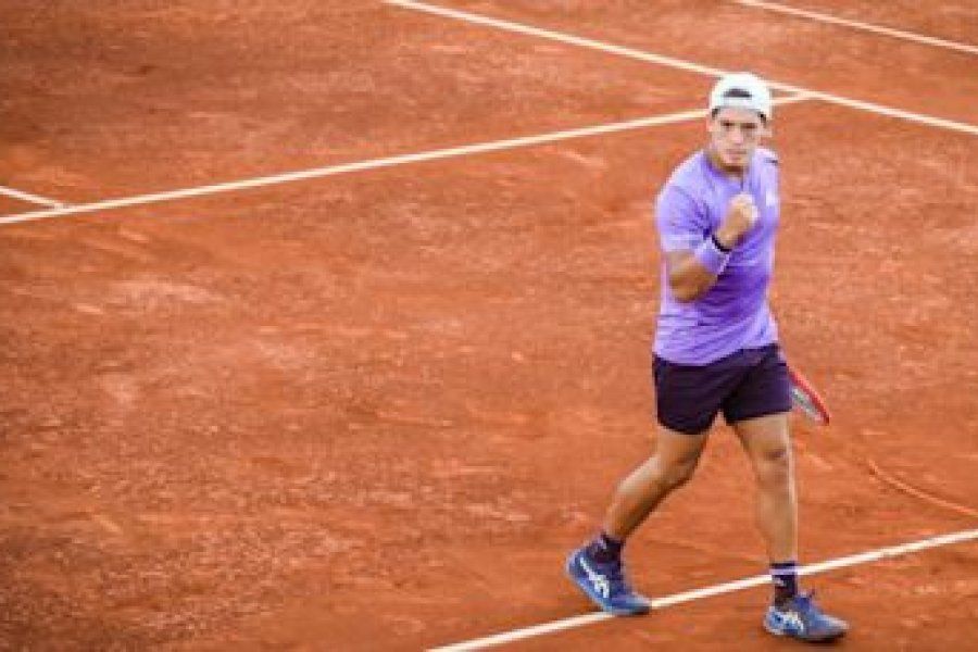 Báez se metió en cuartos de final del ATP de Santiago