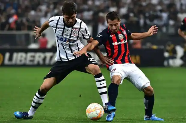 San Lorenzo sumó un valioso empate, pero no depende de si mismo
