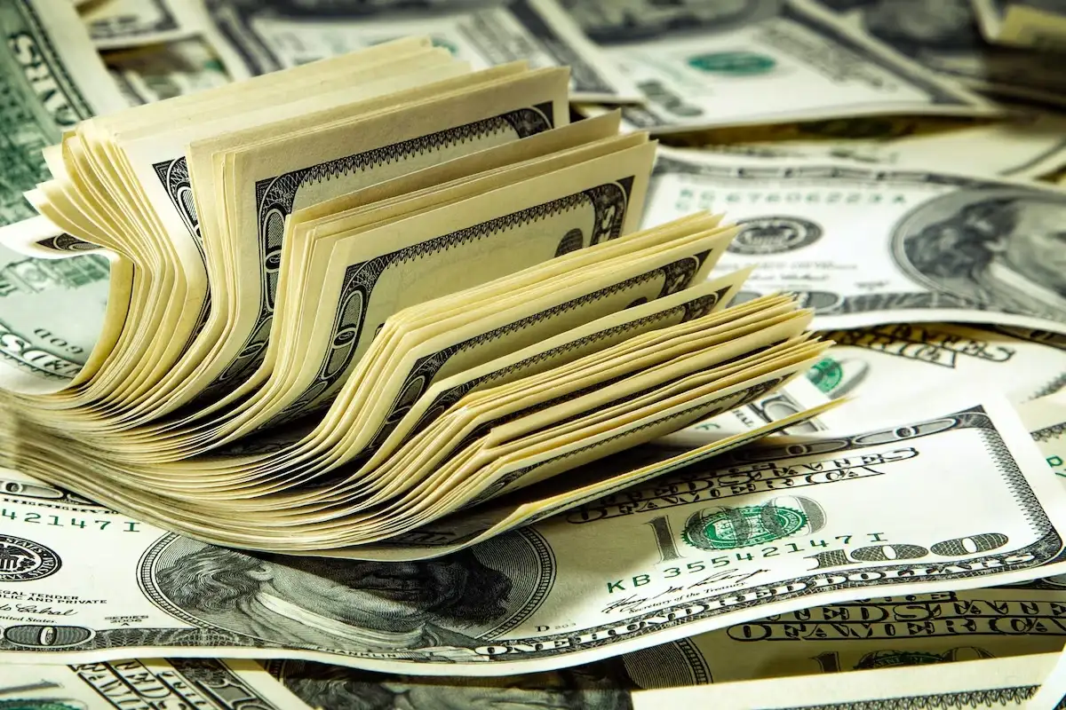 El valor del dólar ahorro es equivalente al dólar "Tarjeta