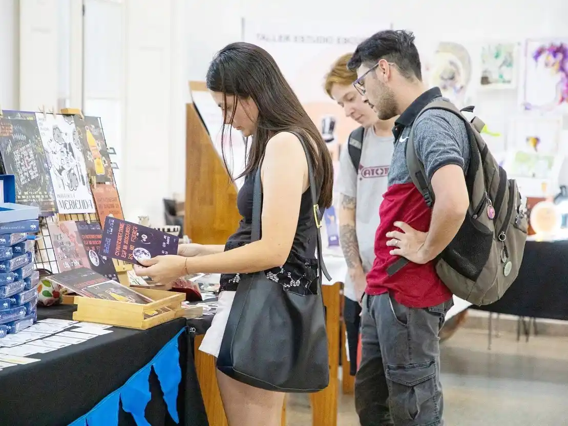 Nueva muestra y feria de arte en AURA