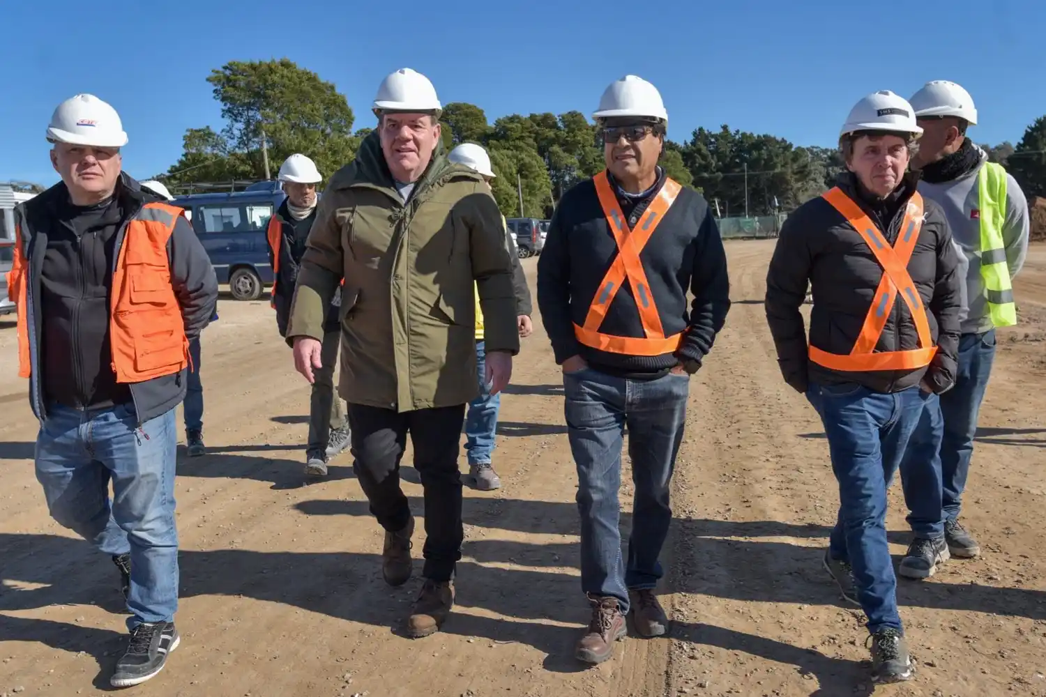 Montenegro recorrió las obras que se están realizando en la zona sur de la ciudad.
