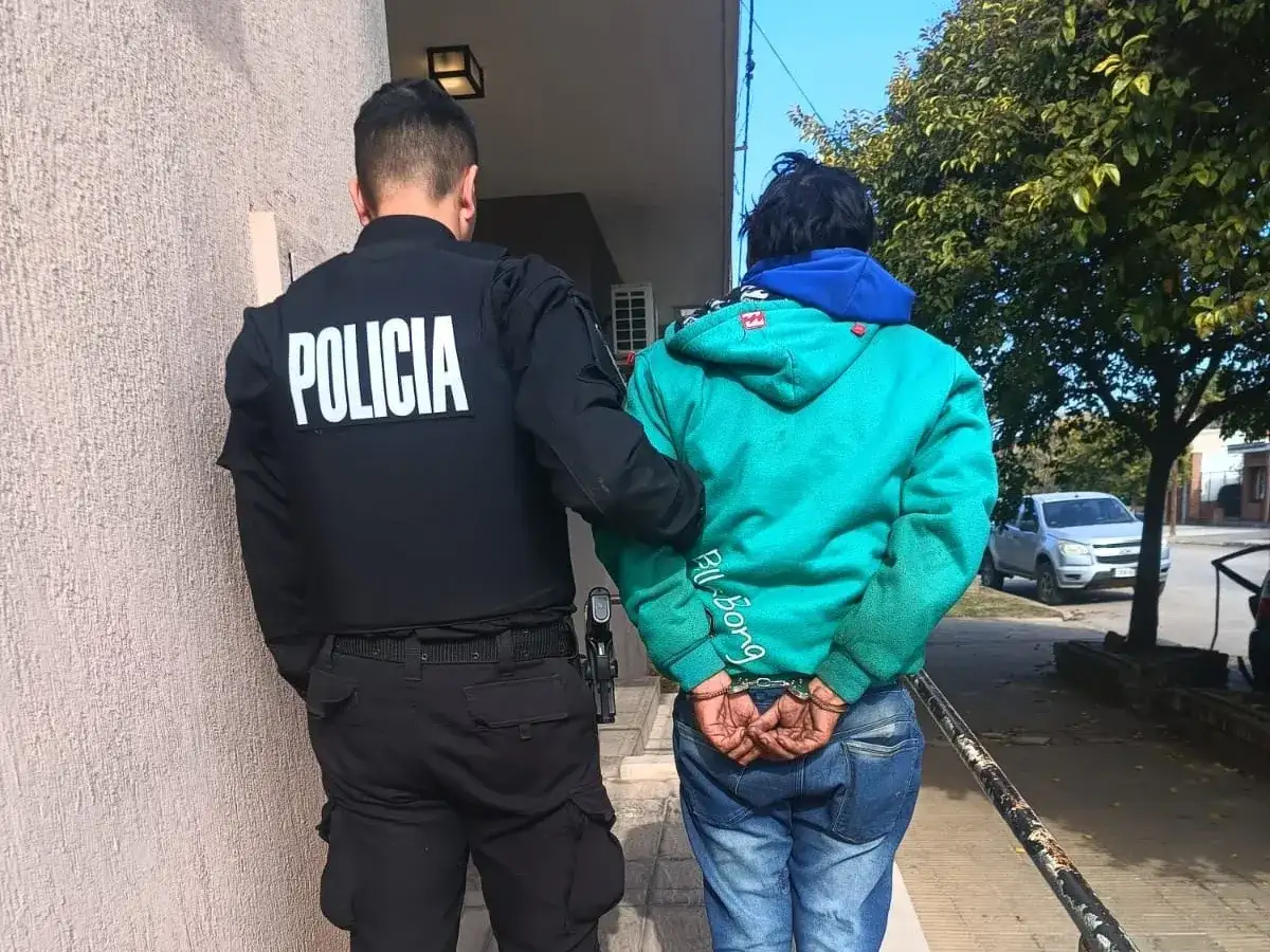 El hombre fue trasladado a sede policial.