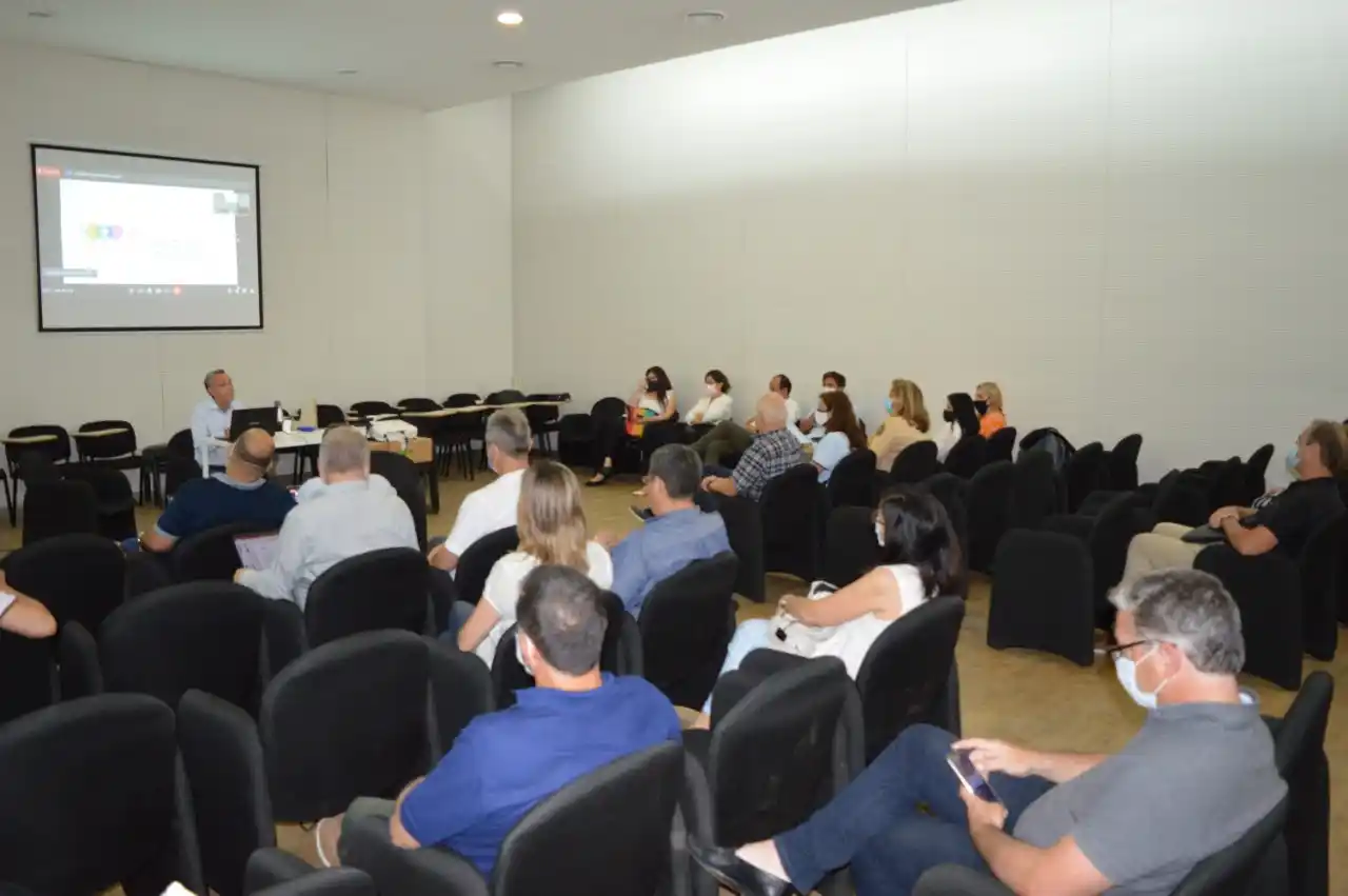 Profundizan acciones para garantizar salud durante el embarazo y primera infancia