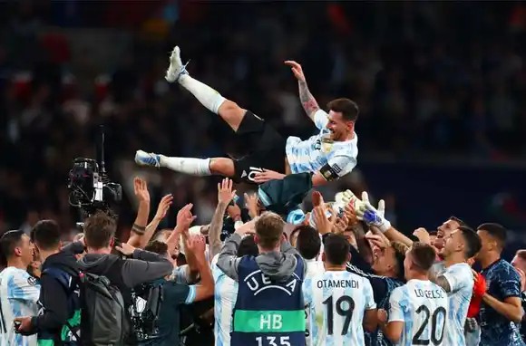 Scaloneta imparable: Argentina goleó a Italia y gritó campeón en Wembley