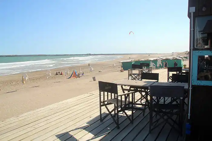 Playa de Quequén: preparativos para iniciar otra temporada