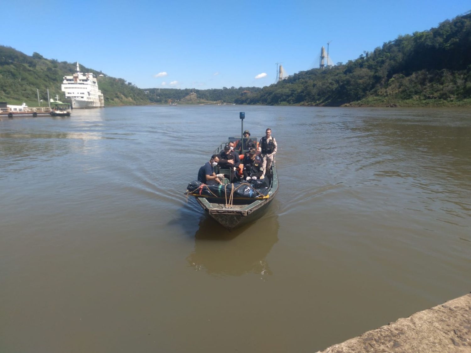 Hallaron un cuerpo en el Río Iguazú