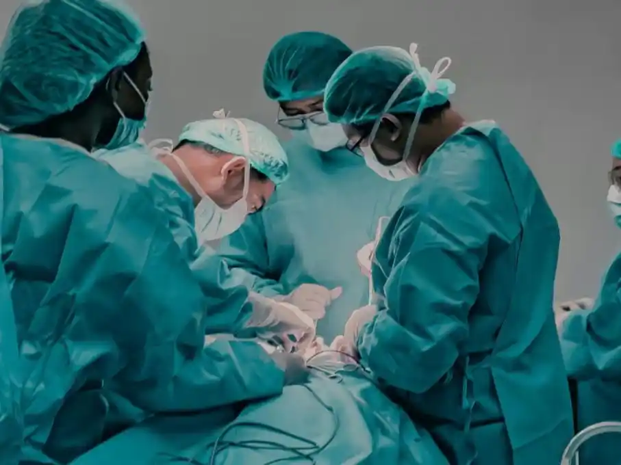 La mujer murió durante una cirugía cardíaca después de que se cortara la luz en el hospital. (Foto: ilustrativa/Pexels)